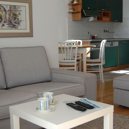 Apartment Definis Spalato Esterno foto