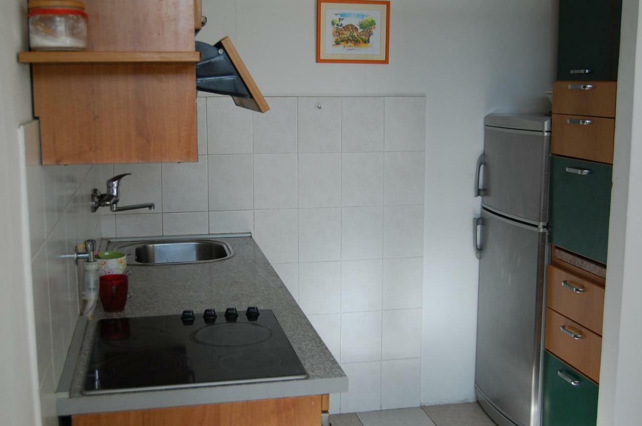 Apartment Definis Spalato Esterno foto